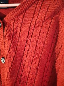 Chic Maroon Cable Knit Cropped Cardigan