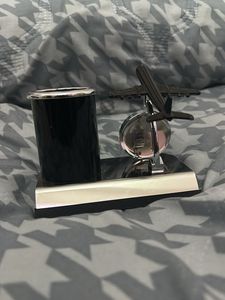 Cute Smiley Face Desk Clock &amp; Pen Holder Set