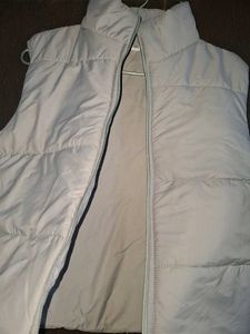 Grey puffer jacket