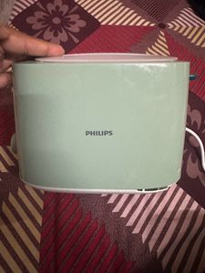 Phillips Pop Up Toaster Slight Body Damage Unused