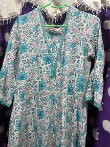 Flowy Floral Print Kurta with pant