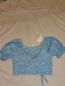 Blue Floral Puff Sleeve Crop Top