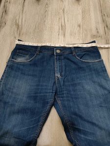 Ma6070 Voltage jeans waist 36 inches