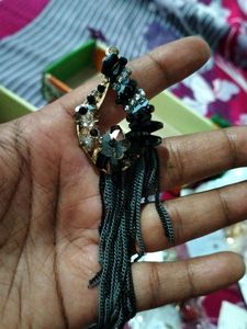 Stylish Black Colour Earings Set
