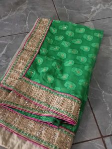 Vibrant Green Paisley Saree with Gold Border