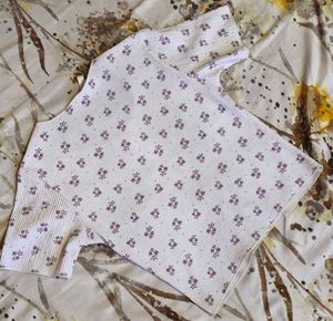 Cute Floral Print Ribbed Top