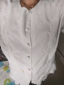 Chic Embroidered Scalloped Hem Top