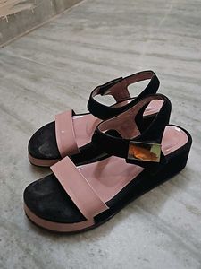 Comfy Heel Sandal 💗