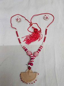 Handmade Red &amp; White Beaded Necklace Set