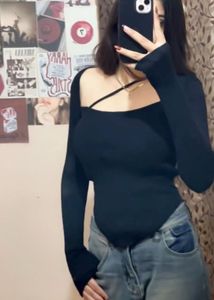 Stylish Black Long Sleeve Top