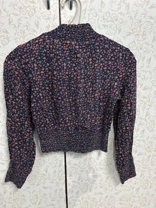 Crop Floral Print Smocked Top