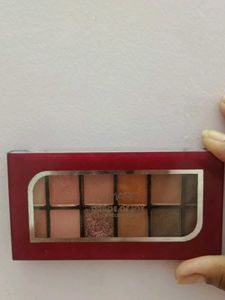 Mars Dance With Joy Eyeshadow Palette