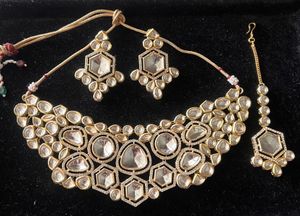 Exquisite Kundan & Polki Necklace Set