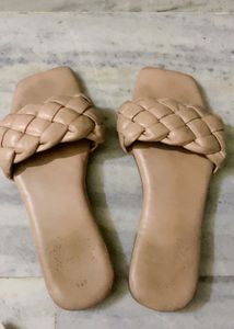 Stylish Woven Strap Flat Sandals