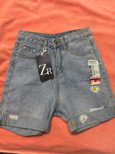 Cute Denim Daisy Shorts