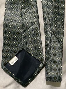 Classic Patterned Silk Tie