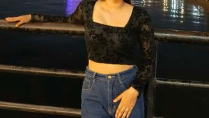 Chic Black Velvet Burnout Top