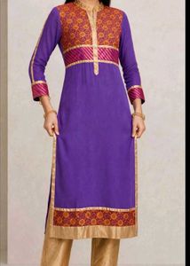 Elegant Embroidered Kurti
