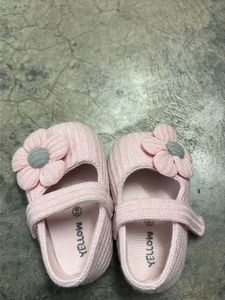 Adorable White &amp; Gold and pink floral be