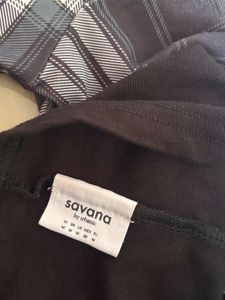 Savana Chic Contrast V-Neck Top