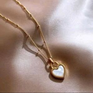 Elegant Heart Pendant Necklace