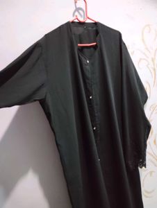 Elegant Black Abaya with Lace