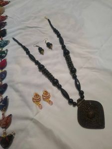 Necklace & Earring Set