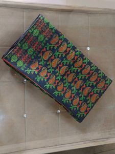 Beautiful Paisley Print Saree