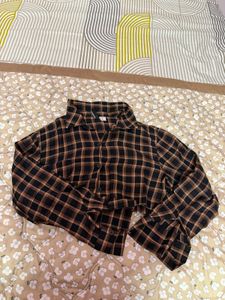Brown &amp; Black Plaid Cropped Shirt
