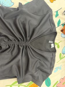 h&m black ripped top