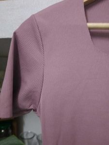 Basic Mauve Square Neck T-Shirt