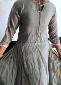 Elegant Grey Embroidered Ethnic Gown