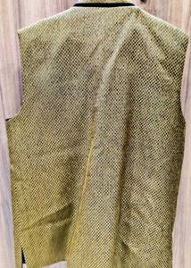Stylish Men's Gold Waistcoat