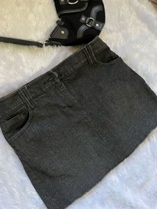 y2k Denim Mini Skirt ⭐️