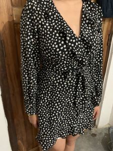 Chic Black &amp; White Polka Dot Dress