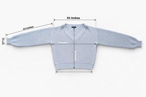 LIGHT BLUE V-NECK KNIT SWEATER