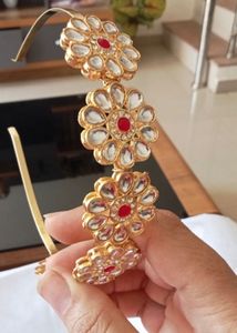 Elegant Floral Kundan hairband