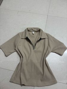 Ribbed Knit Polo Zip Up Top