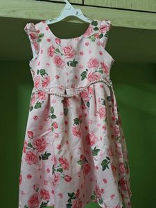 Beautiful Floral Print Dress.. Clearance sale