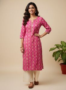 Pink Almirah Printed Kurta