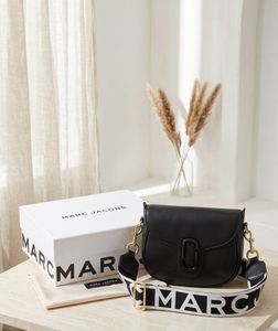 Marc Jacobs Black Leather Shoulder Bag