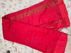 Royal Red Elegance – Golden Border Saree
