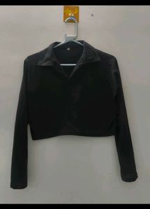 Black Cropped Collared Top