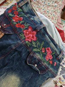 Embroidered Blue Wash Jeans