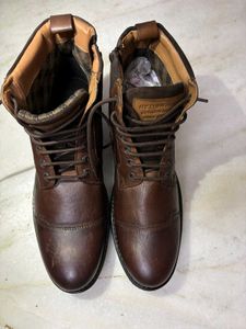 🆕Red Tape Leather Ankle Length Boots for Men