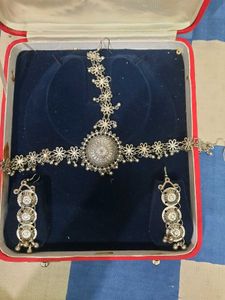 Oxidised Silver Maang Tikka & Earring Set