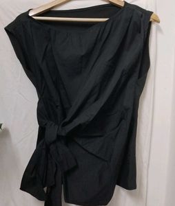 one off shoulder tops