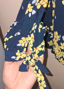 Navy Floral full sleeve sholder cut Tie-Neck Top