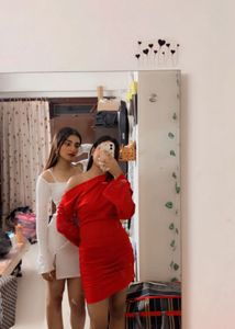 Chic Red Off-Shoulder Ruched Dress
