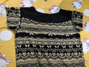 Patterned Black Top